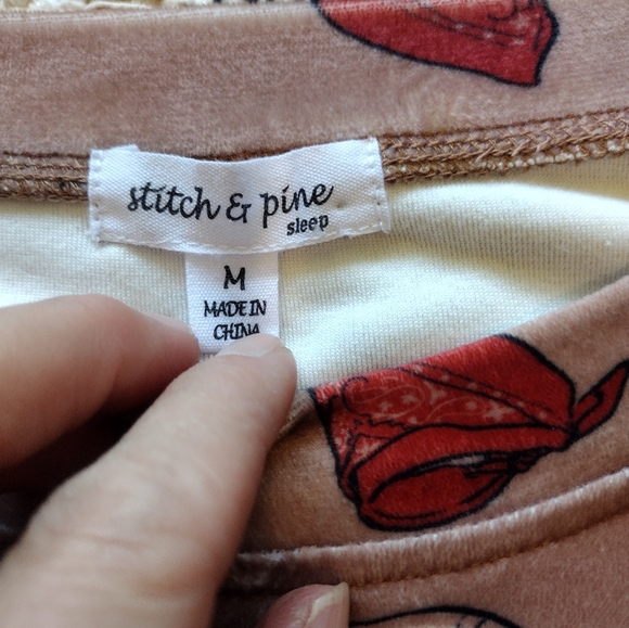 3 /$15 Rodeo Girl Stitch and Pine Sleep Top - Picture 3 of 3